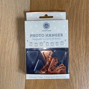 Magnetic Photo Hangers